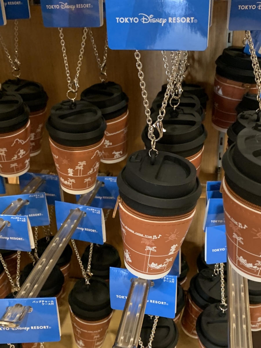 ディズニーリゾートのドリンクカップチャーム
