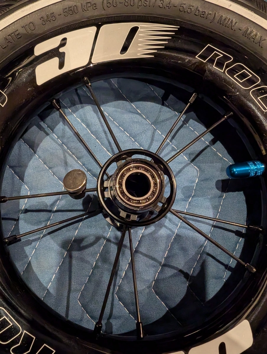 シーズンオフとなる娘のランバイクをフルオーバーホール