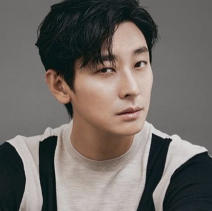 韓国の俳優・歌手 チュ・ジフン「ALL OF ME」クリアファイル ジュ・ジフン、ドイツ人ミスター・アイコンの表紙を飾った最初の