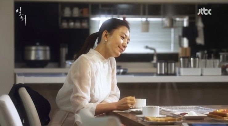 密会　キムヒエ