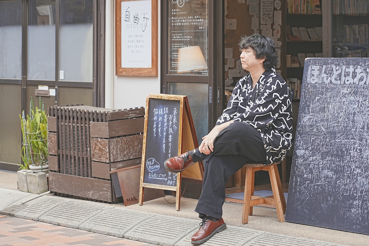 1年後の自分に手紙を書く店」はなぜビジネスとして成立したのか。自由