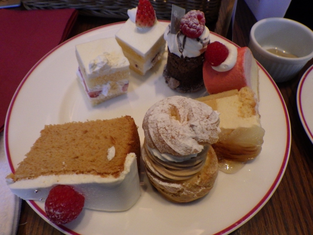 Spg セントレジス大阪 クリスマス デザート ビュッフェに行ってきました お一人様が巡る旅の記録