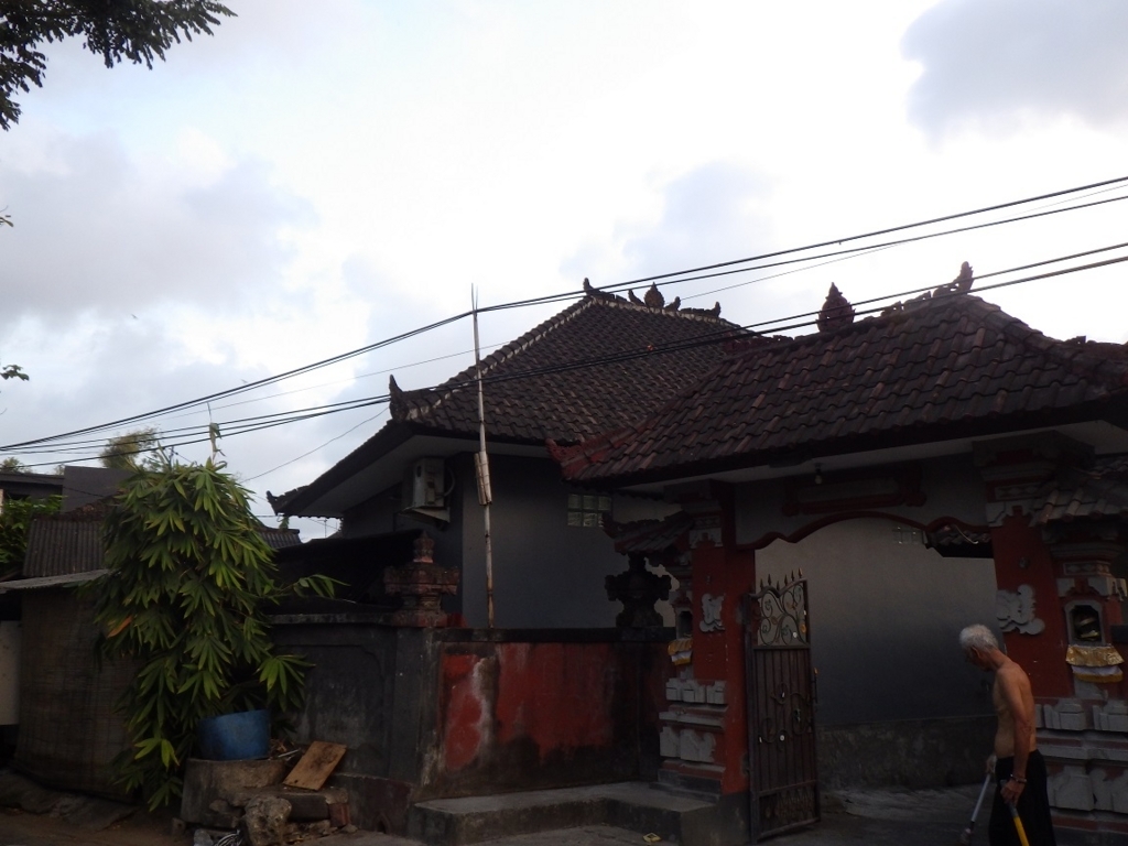 f:id:onemanwanderer:20180524072610j:plain f:id:onemanwanderer:20180524072610j:plain