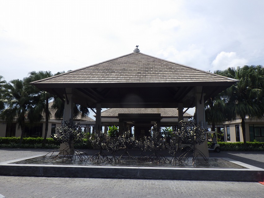 f:id:onemanwanderer:20190620213259j:plain f:id:onemanwanderer:20190620213259j:plain