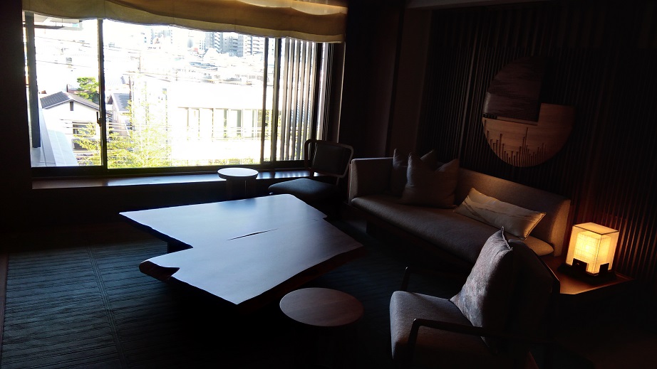 f:id:onemanwanderer:20201209234527j:plain