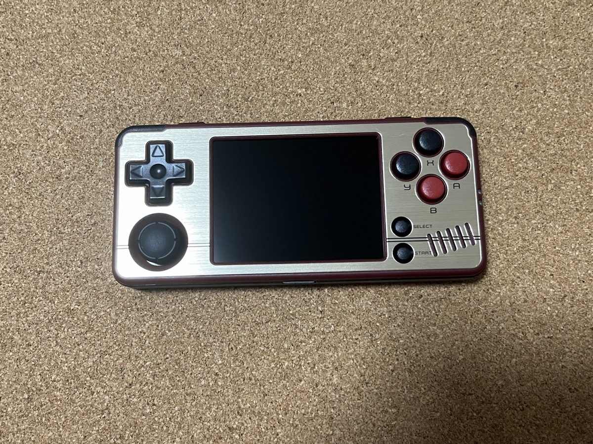【新品】MIYOO A30 ライトグレー専用ケース付き【超コンパクトエミュ機】 Miyoo A30』レビュー、ポケットに入れて持ち運べるほど