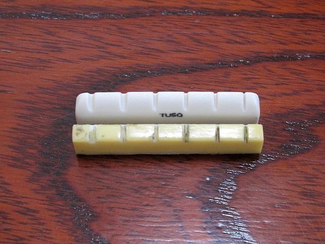 YAMAHA FG-120Fのナット交換 - おんにょの真空管オーディオ