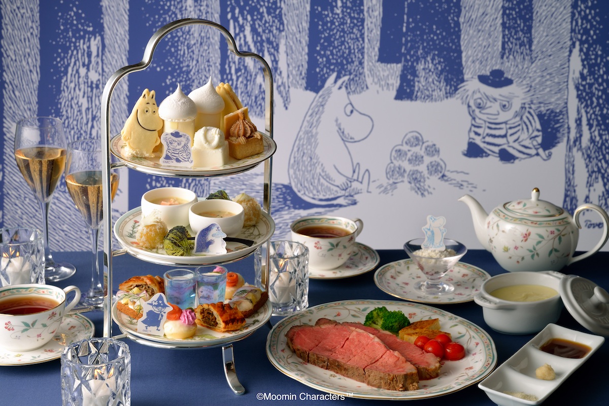 新品タグ付き⭐︎ アフタヌーンティー　角形3段ランチボックス　アリス 新品タグ付き⭐︎ アフタヌーンティー 角形3段ランチボックス アリス