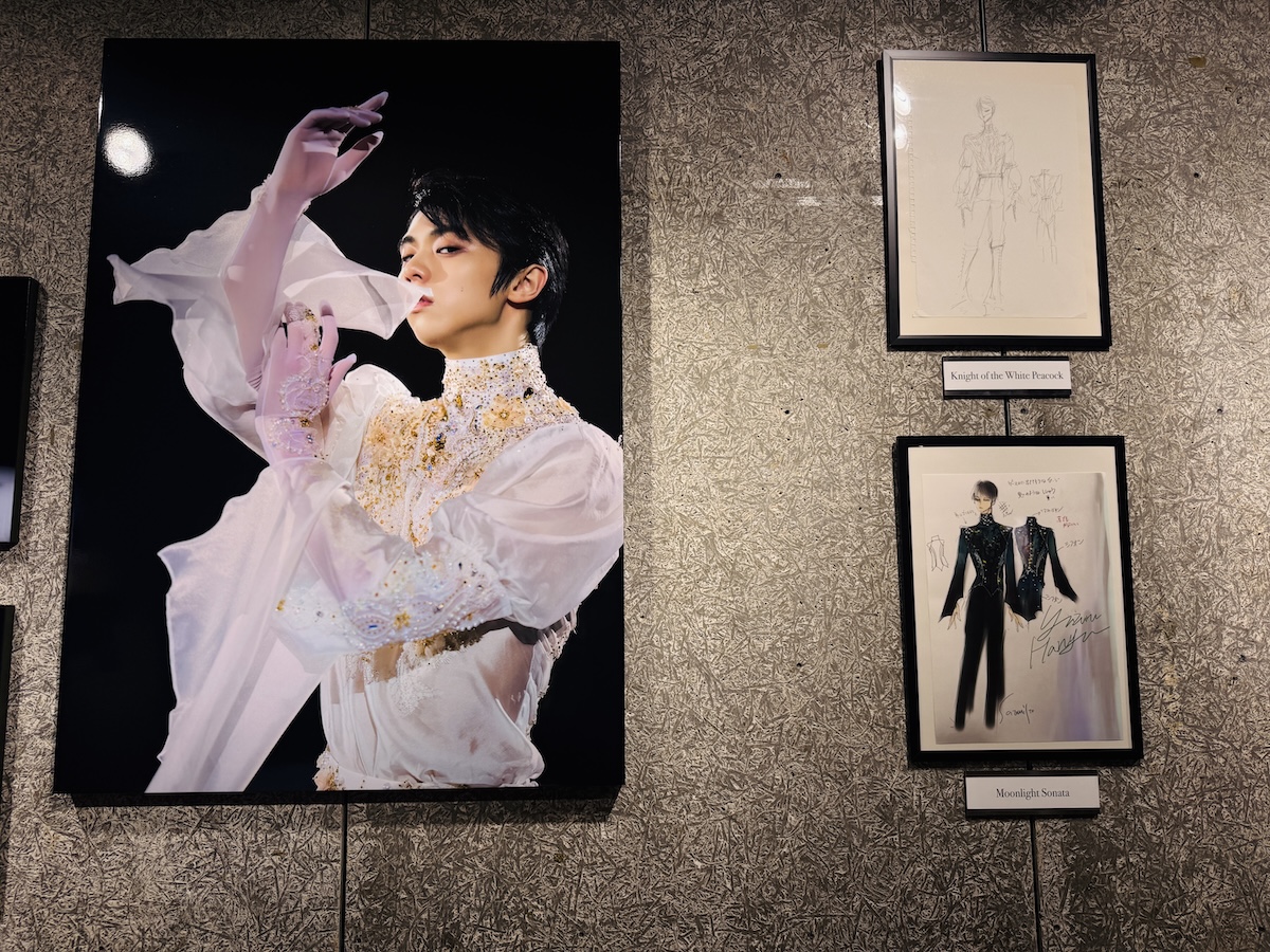 羽生結弦選手の衣装＆写真展を東京タワーでレポート『Couture on Ice