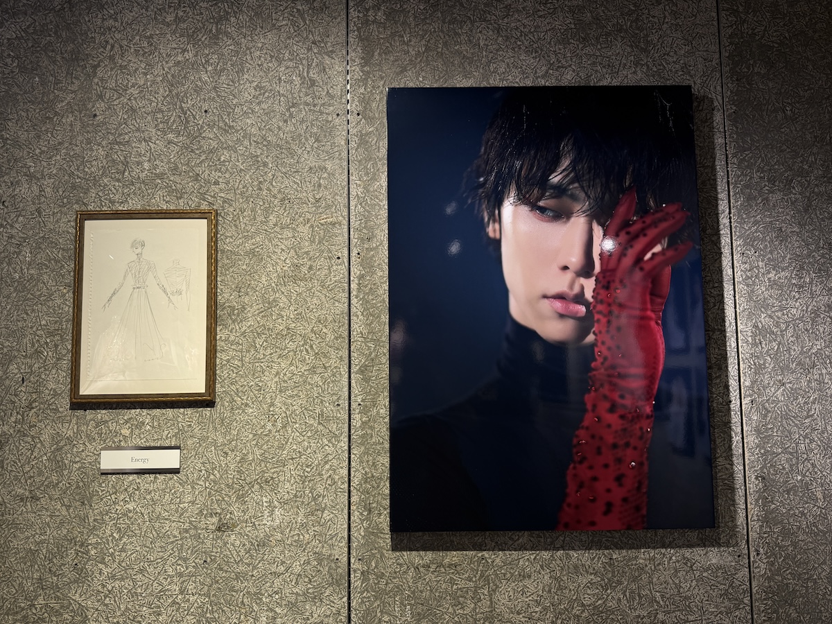 羽生結弦選手の衣装＆写真展を東京タワーでレポート『Couture on Ice