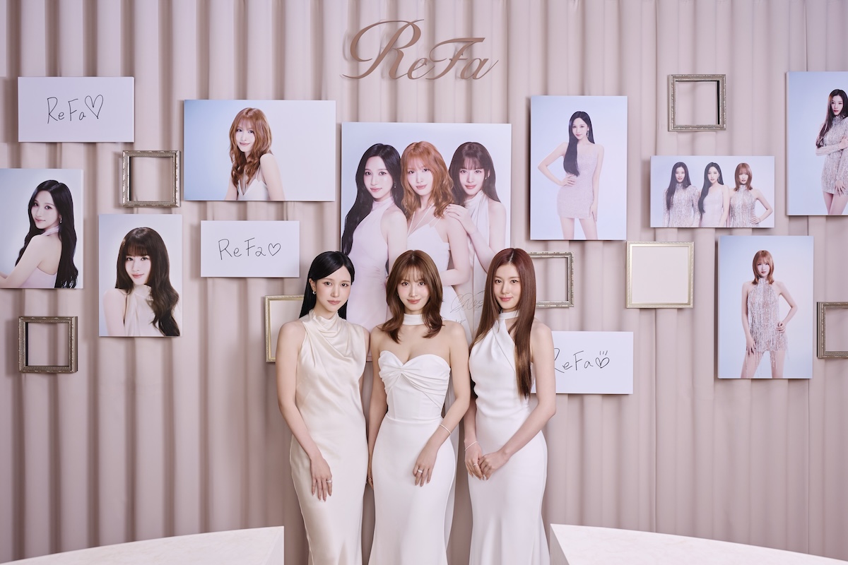 MISAMOがReFa GINZA来店で直筆サイン「ReFa BEAUTY SHOWCASE with