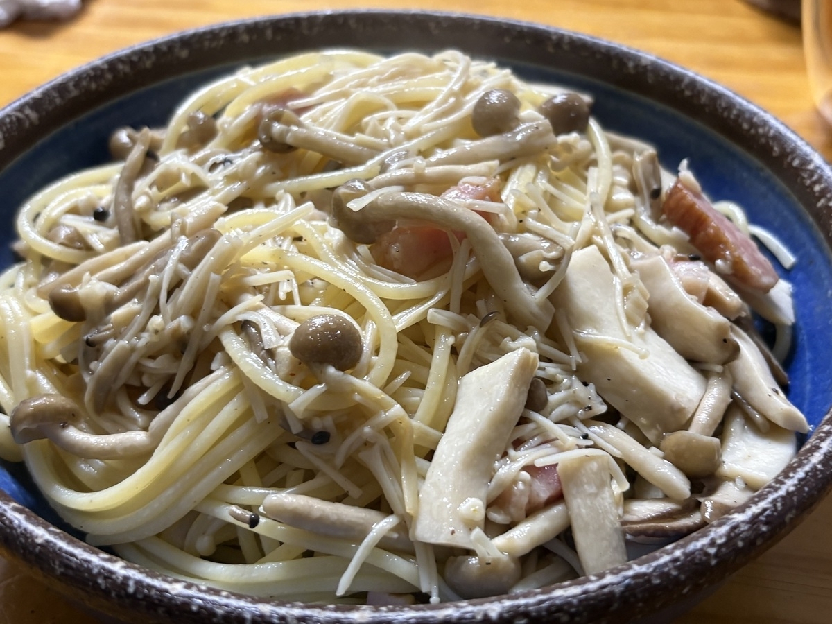 "完成したパスタ（大盛り）の写真"