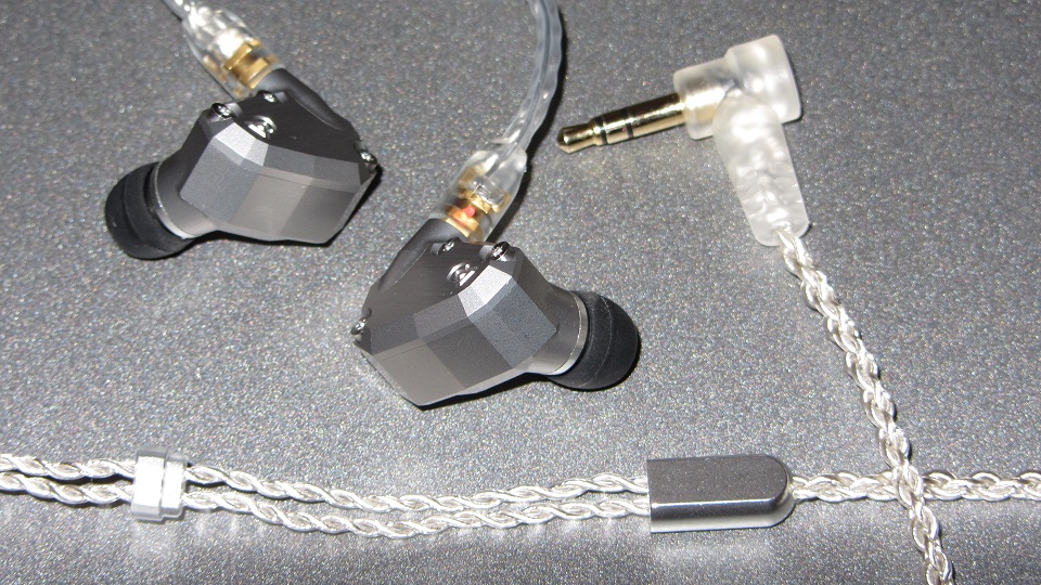 Campfire Audio NOVA、買ってきた - 無職人のブログ