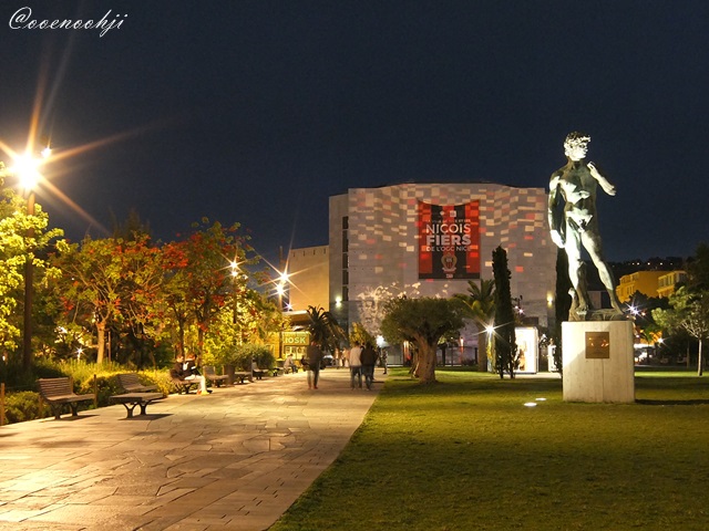 night_view_in_place_massena