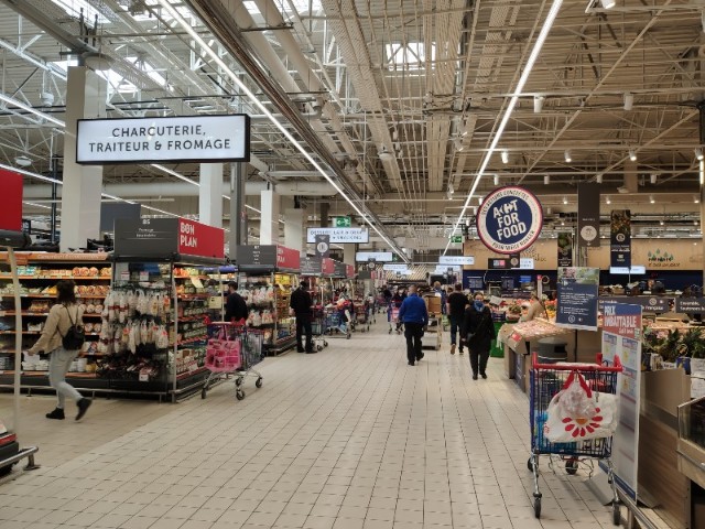 corona supermarket in France