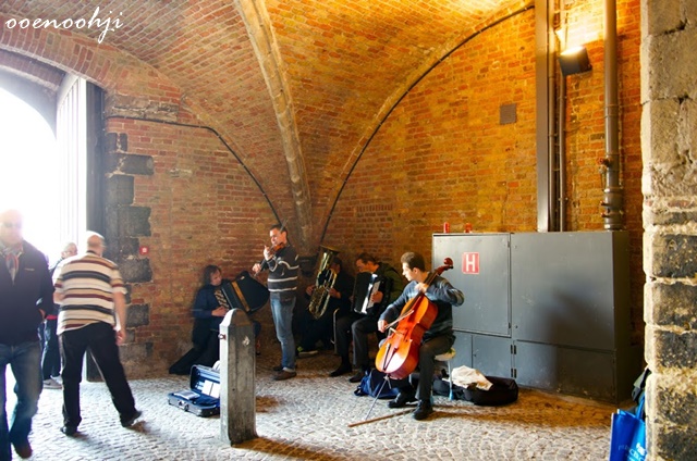 belgium bruges markt tower