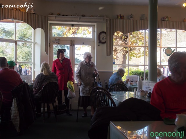england cotswolds shop restaurant