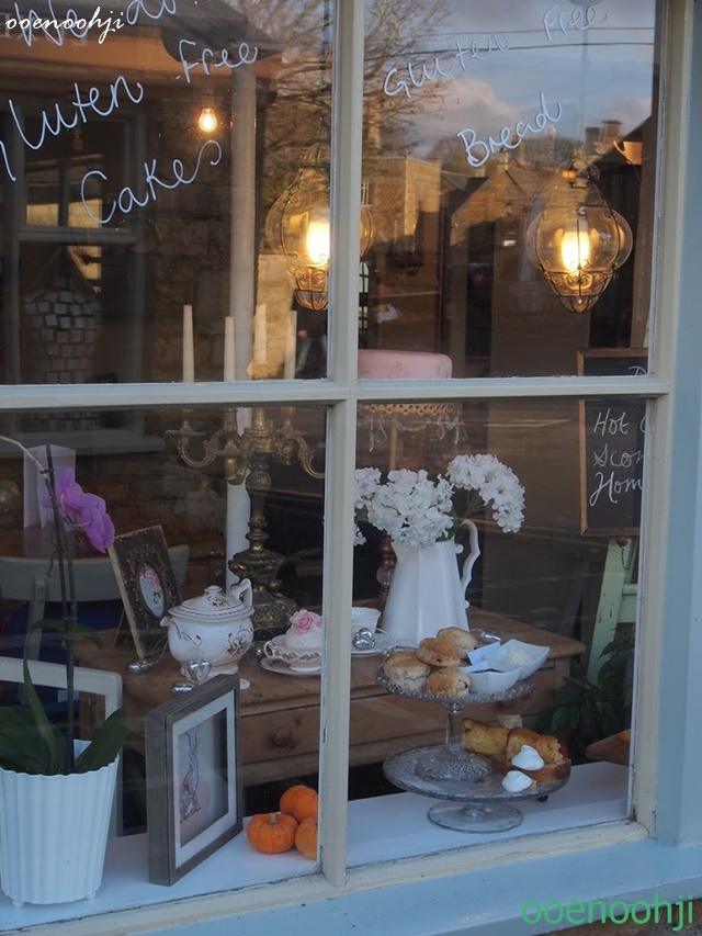 england cotswolds shop restaurant