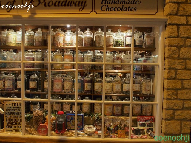 england cotswolds shop restaurant