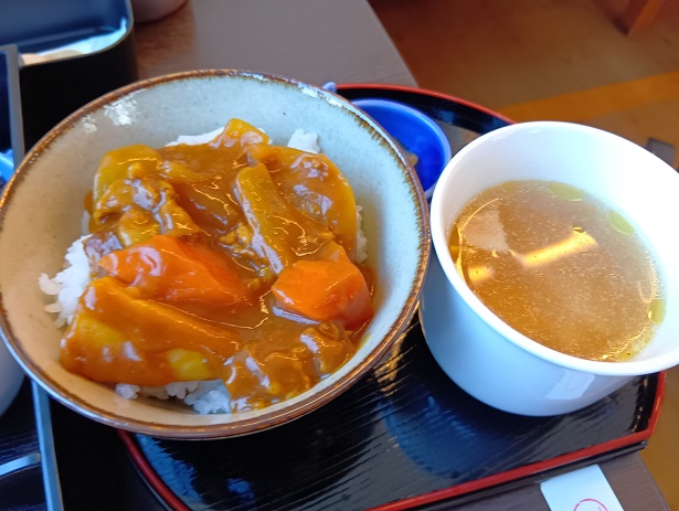 松花堂弁当のカレーご飯