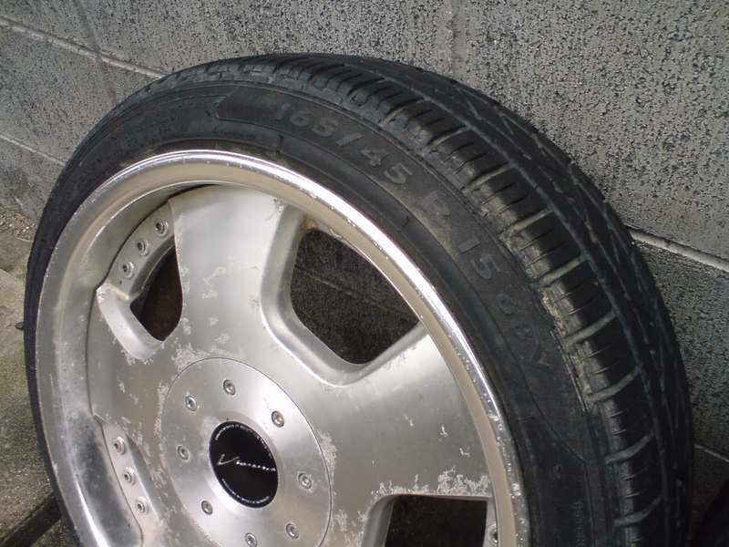 お近づきに なりたくない車 のタイヤ Ookamigoyaの日記 お近づきに なりたくない車 のタイヤ Ookamigoyaの日記