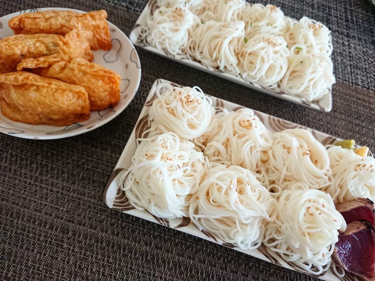 そうめんといなり寿司