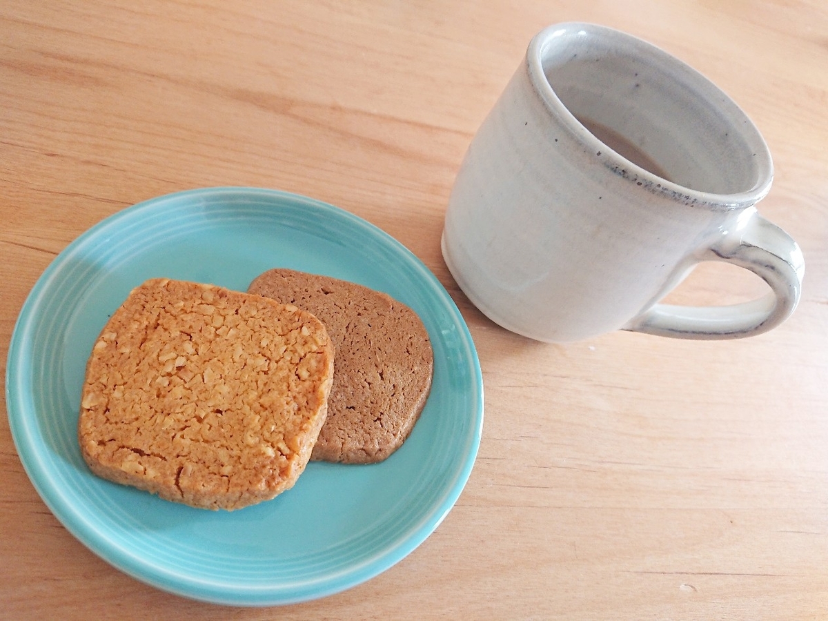 ヘーゼルナッツクッキー コーヒー