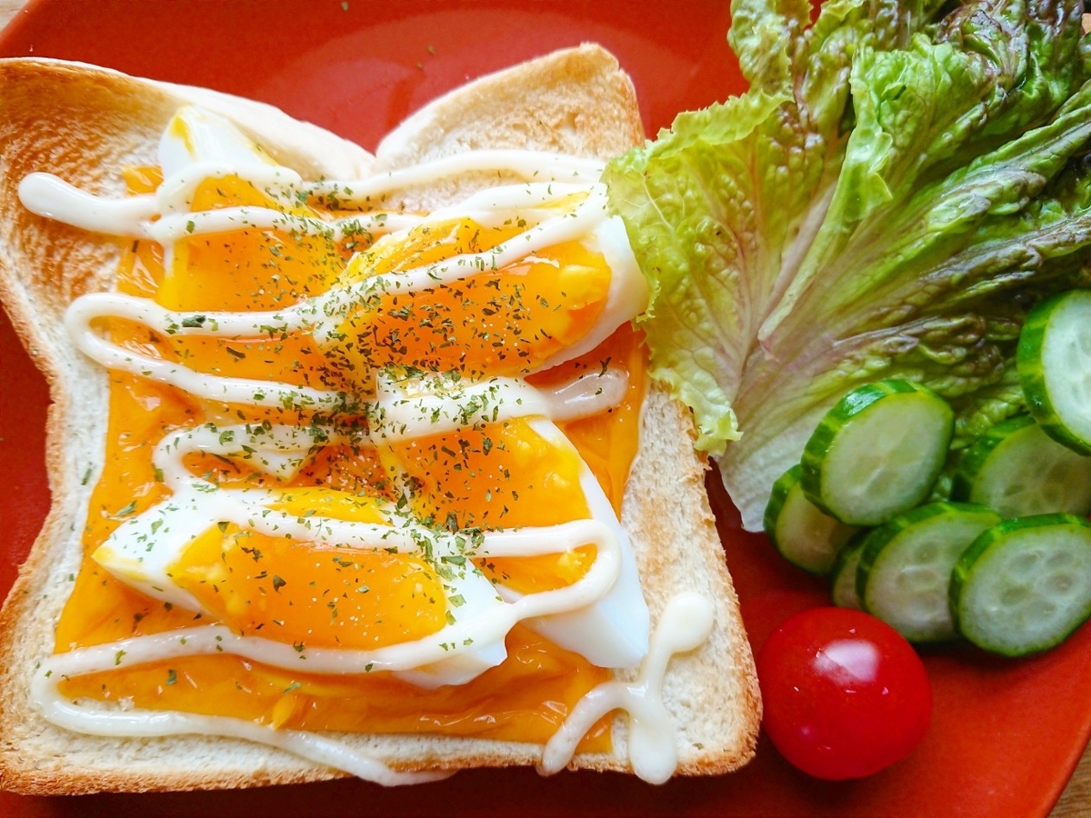 タイムとチェダーチーズのフレンチトーストのレシピ