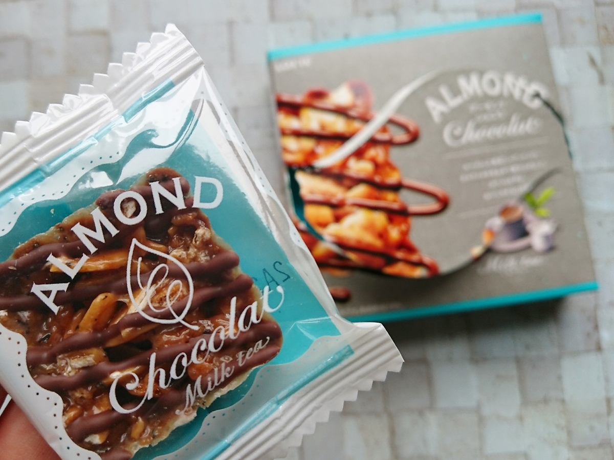 ロッテアーモンドショコラ ミルクティー