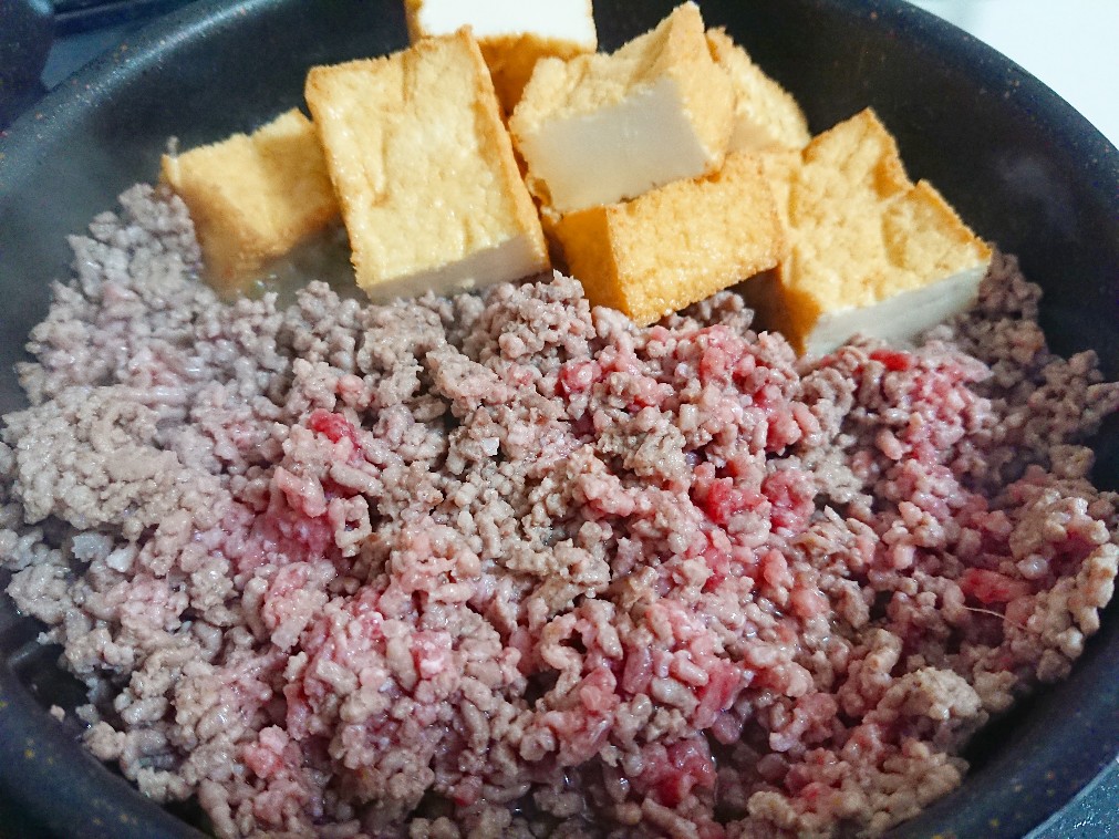ご飯がすすむ ひき肉と絹厚揚げのオイスターソース炒め レシピ おうちごはんストーリー ご飯がすすむ ひき肉と絹厚揚げのオイスターソース炒め レシピ おうちごはんストーリー
