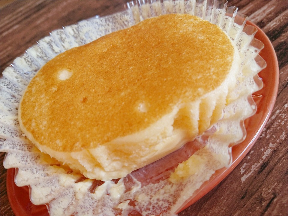チーズ蒸しケーキとプリン