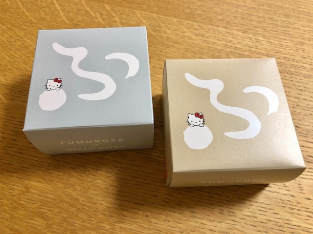 不室屋　金沢　キティちゃん