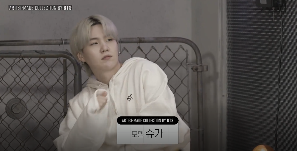 Jung Kook / ARTIST-MADE COLLECTION 'SHOW' BY BTS - Happy Together☆