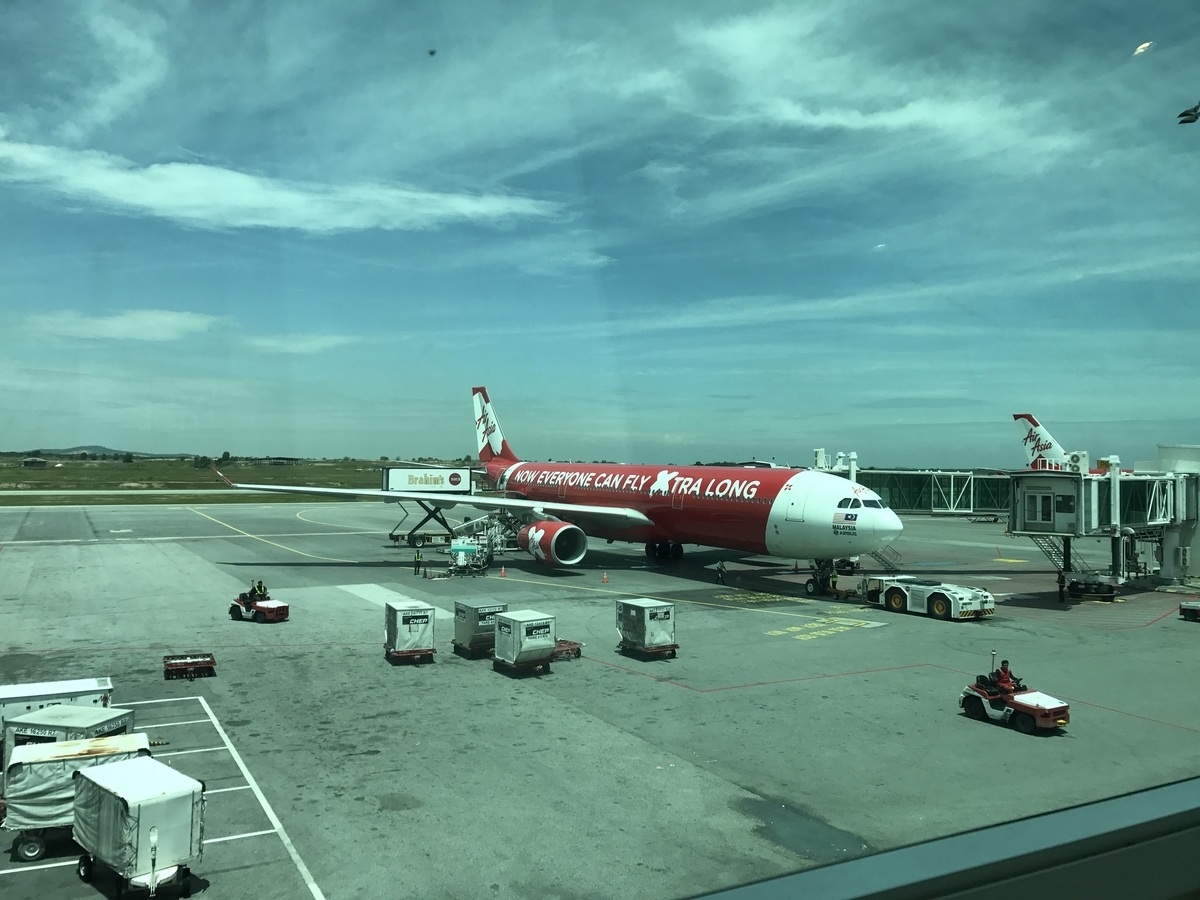 Malaysia マレーシア 旅行 遠距離恋愛 空港 飛行機