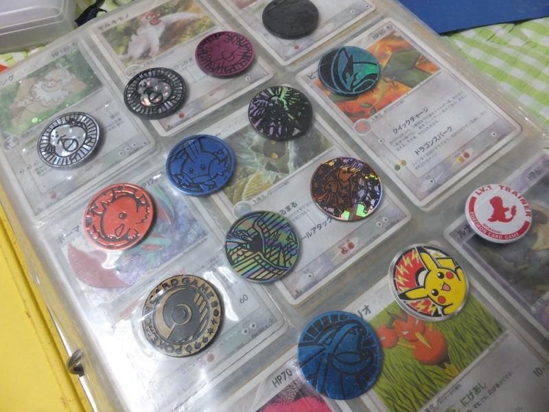 ポケモンカードのイラスト集が発売 昔のカードから好きな絵を選んでみた ぐるりみち