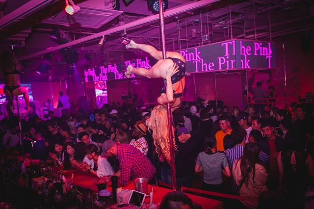ピンク一色のクラブ 大阪のピンク The Pink へ行ってみた Osaka49ersのブログ ピンク一色のクラブ 大阪のピンク The Pink へ行ってみた Osaka49ersのブログ
