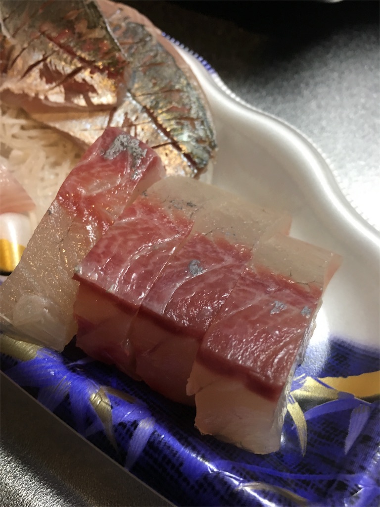 無角和牛と宮崎県産交雑牛を食べ比べwith天然ヒラマサと天然カンパチの刺身味比べ 日本酒好きのおっちゃんが何か言うとるわ W