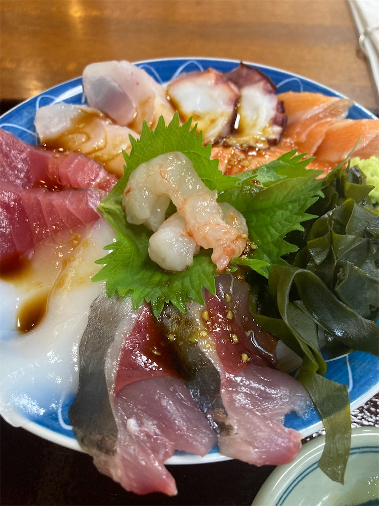高知市 上町池澤本店さんで海鮮丼からの高知大丸や鬼田酒店で土佐酒仕入れ 台風の間隙で感激する土佐記８ 日本酒好きのおっちゃんが何か言うとるわ W