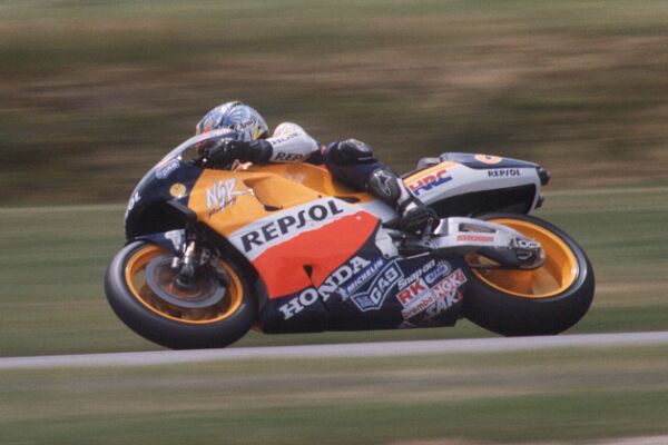 岡田忠之選手 10位入賞＊＊＊ - osamufujita3のブログ