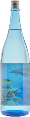 大和蔵酒造のかっこいい日本酒銘柄「雪の松島　特別純米 イルカラベル」