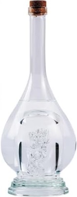 八鹿酒造のかっこいい日本酒銘柄「八鹿（やつしか）干支ボトル 辰(たつ) 純米大吟醸」