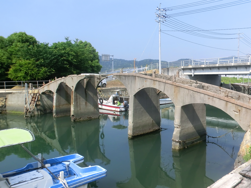 f:id:oshimakojima:20180909165545j:plain f:id:oshimakojima:20180909165545j:plain