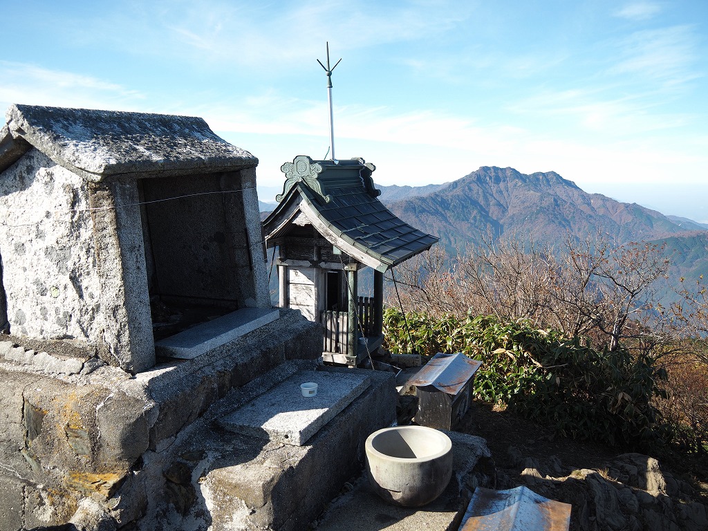 f:id:ossan010:20191108214520j:plain f:id:ossan010:20191108214520j:plain