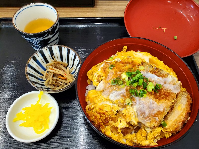 カツ丼出品 140215101539gjue.jpg