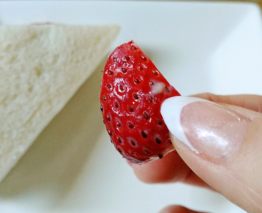 セブンイレブン 18 いちごサンド レビュー ツレヅレ食ナルモノ