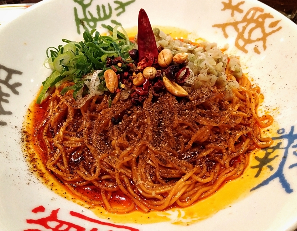 香家 みなとみらい 痺れる辛さの麻辣汁なし担々麺 ツレヅレ食ナルモノ