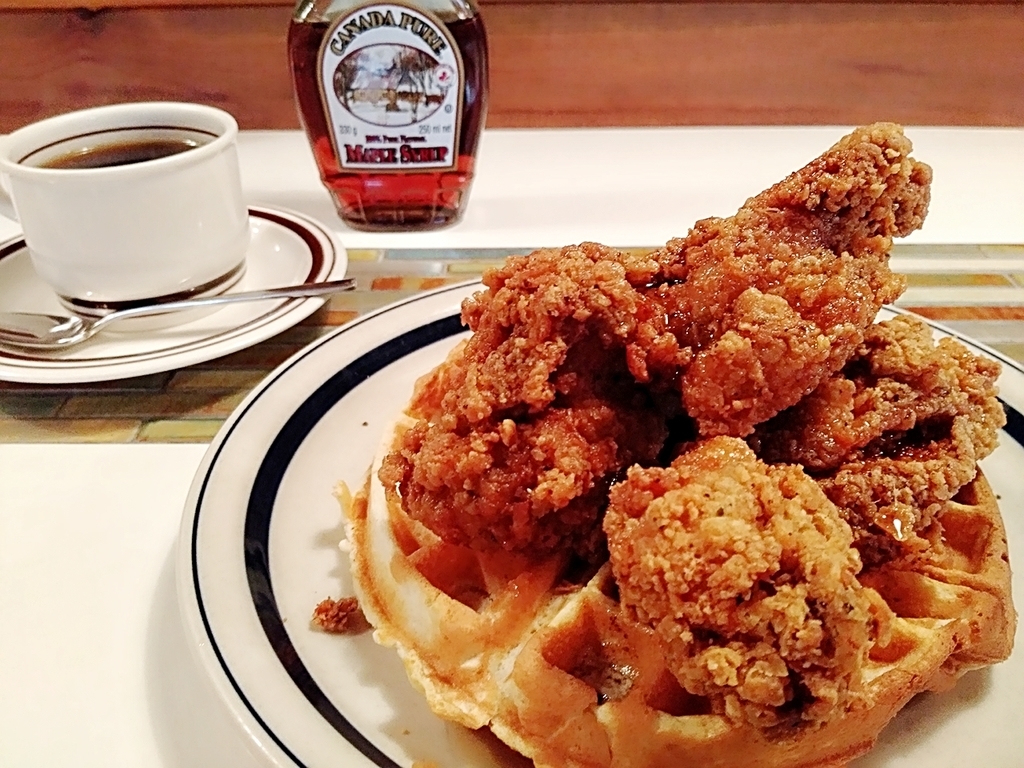 Moja In The House 渋谷 話題のワッフルチキンにおひとりさまでトライ ツレヅレ食ナルモノ Moja In The House 渋谷 話題のワッフルチキンにおひとりさまでトライ ツレヅレ食ナルモノ