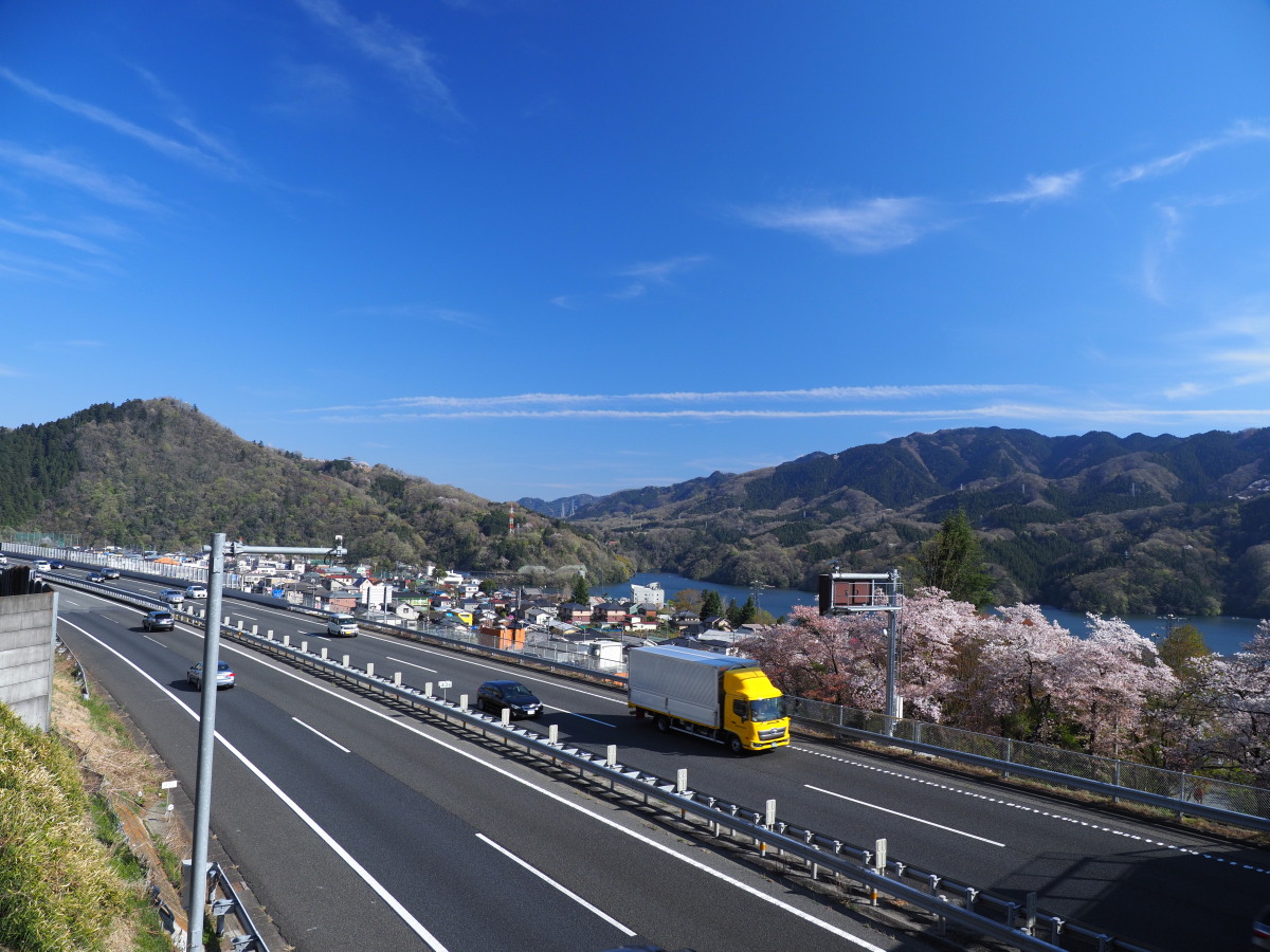 f:id:otaku4160:20190415053156j:plain f:id:otaku4160:20190415053156j:plain