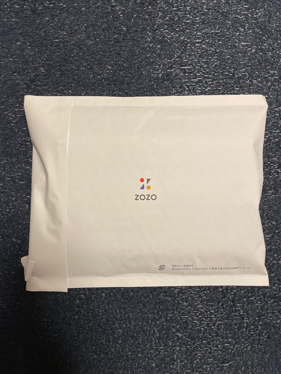 ZOZOのロゴ入り。胸アツです