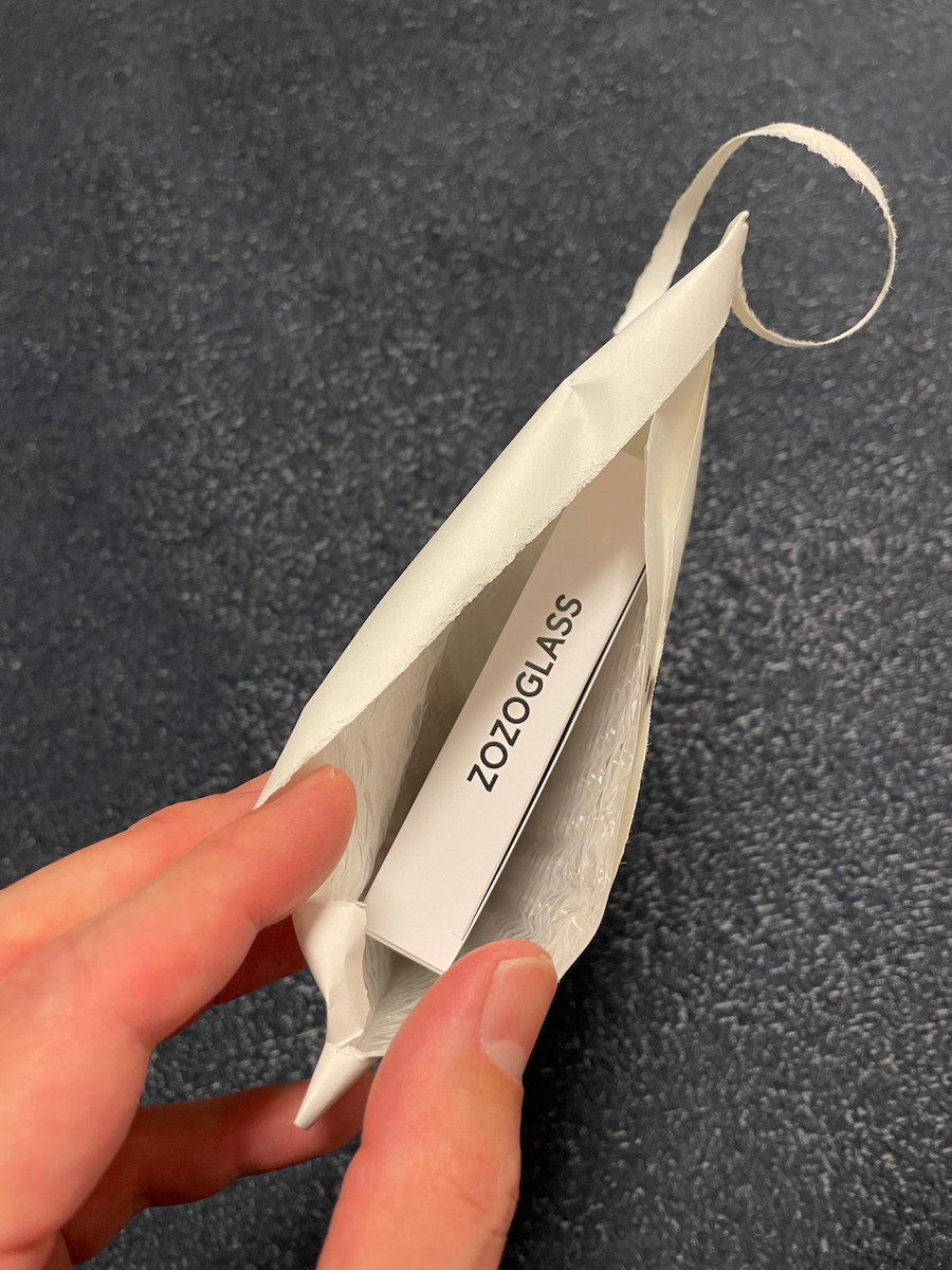 ZOZOGLASSの箱、見えました！